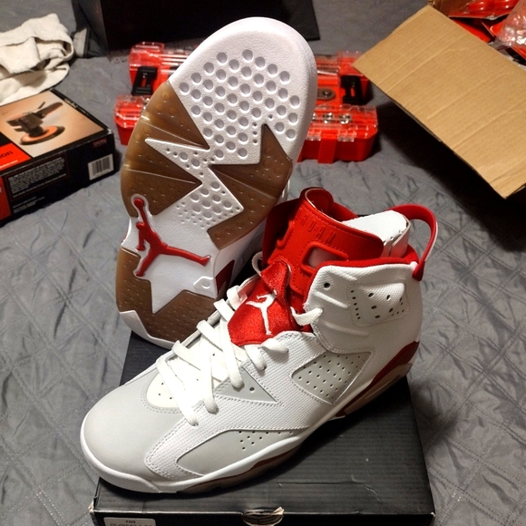 Jordan Other - 💯🔥Air Jordan 6 Retro "Pure Platinum"🔥💯